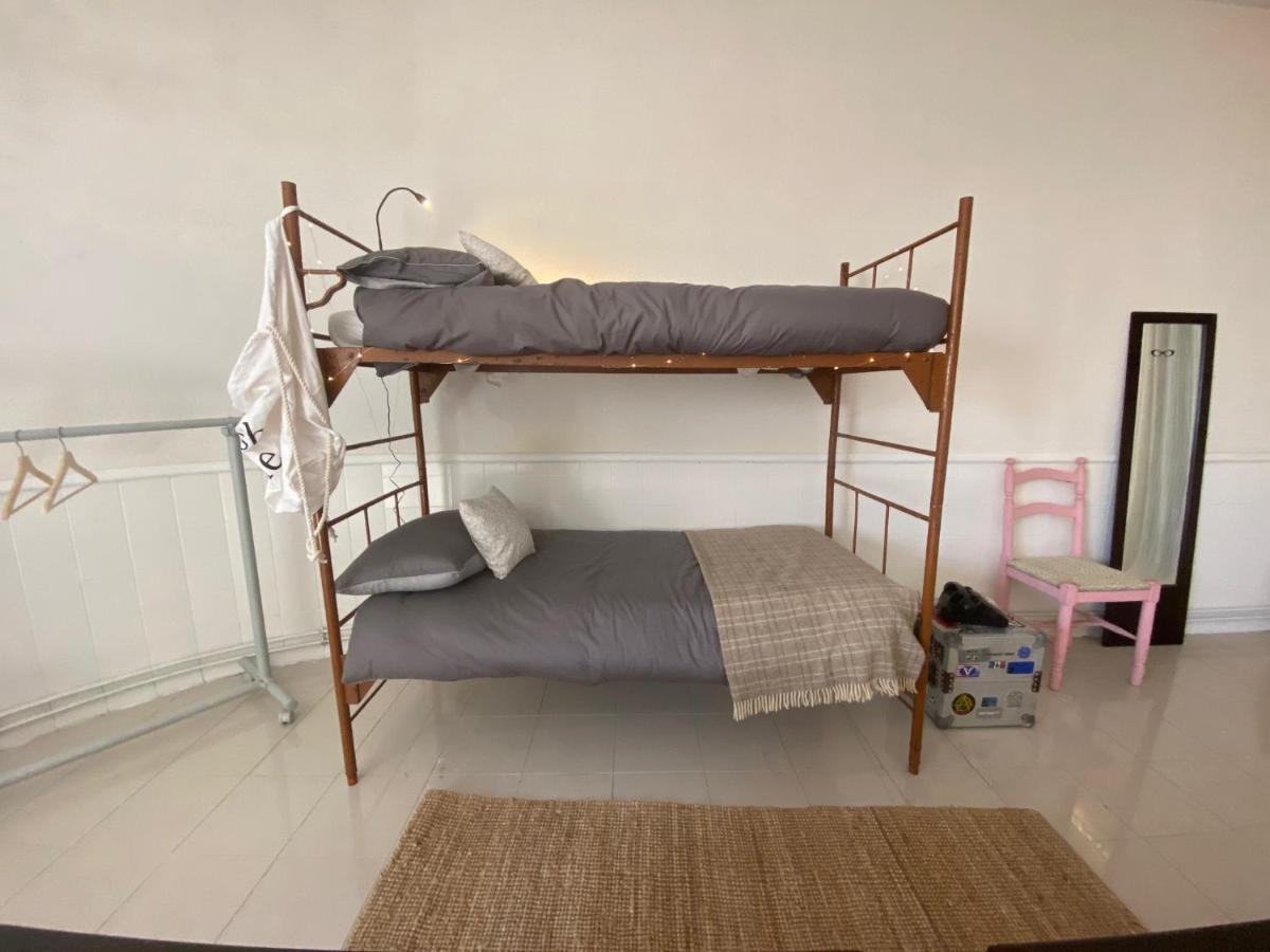 Bunker 11 Surf House Βίλα Charneca  Εξωτερικό φωτογραφία